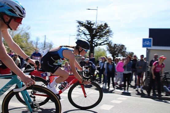 Lire la suite à propos de l’article CHAMPIONNAT DE FRANCE DE DUATHLON JEUNES 2023 – MASSONET BESSE DANS LE TOP 10